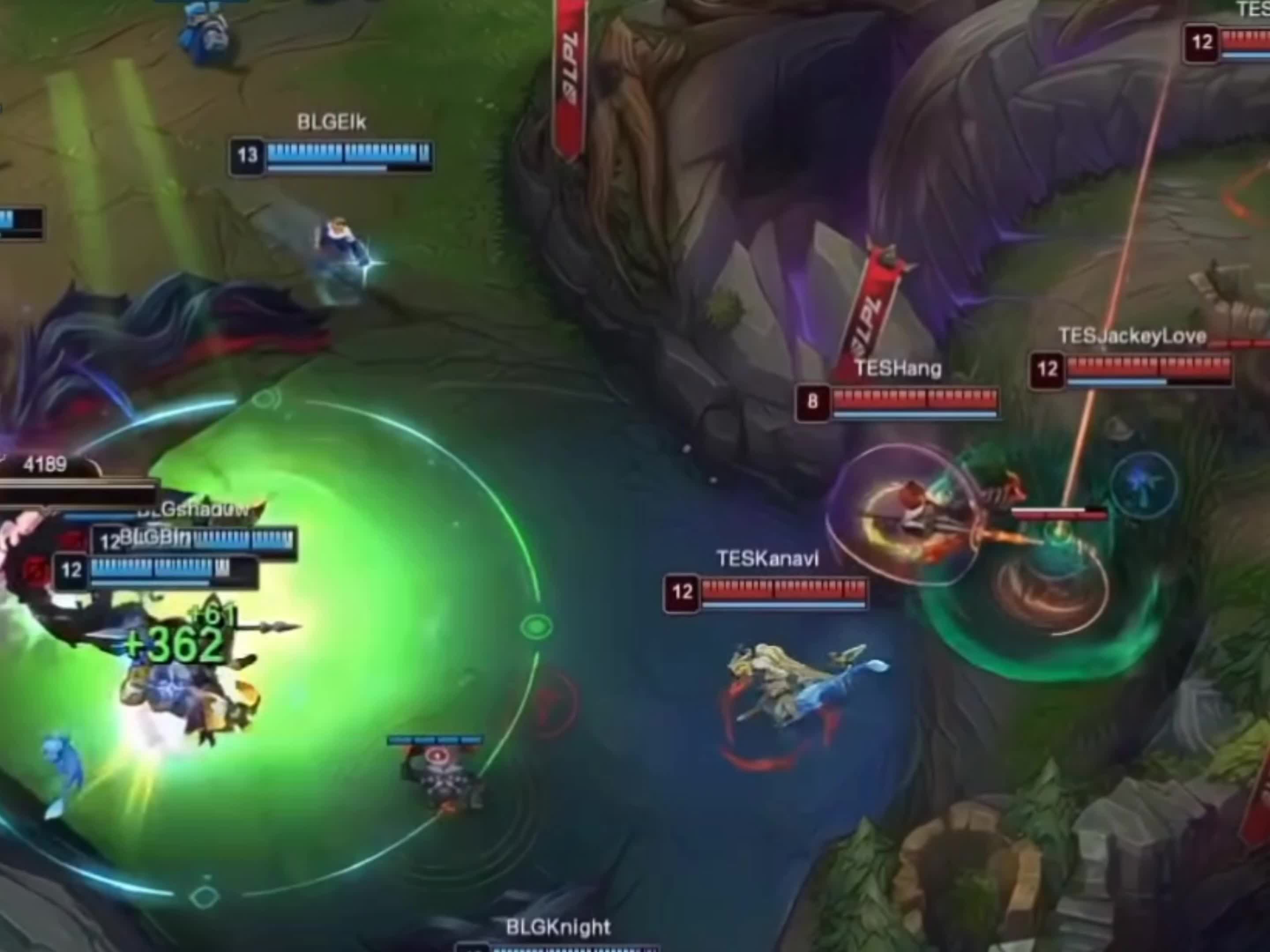 包含V5翻盘TES,Uzi拿下关键大龙鏖战多局四强赛,成为赛场最大亮点的词条 包含V5翻盘TES,Uzi拿下关键大龙鏖战多局四强赛,成为赛场最大亮点的词条