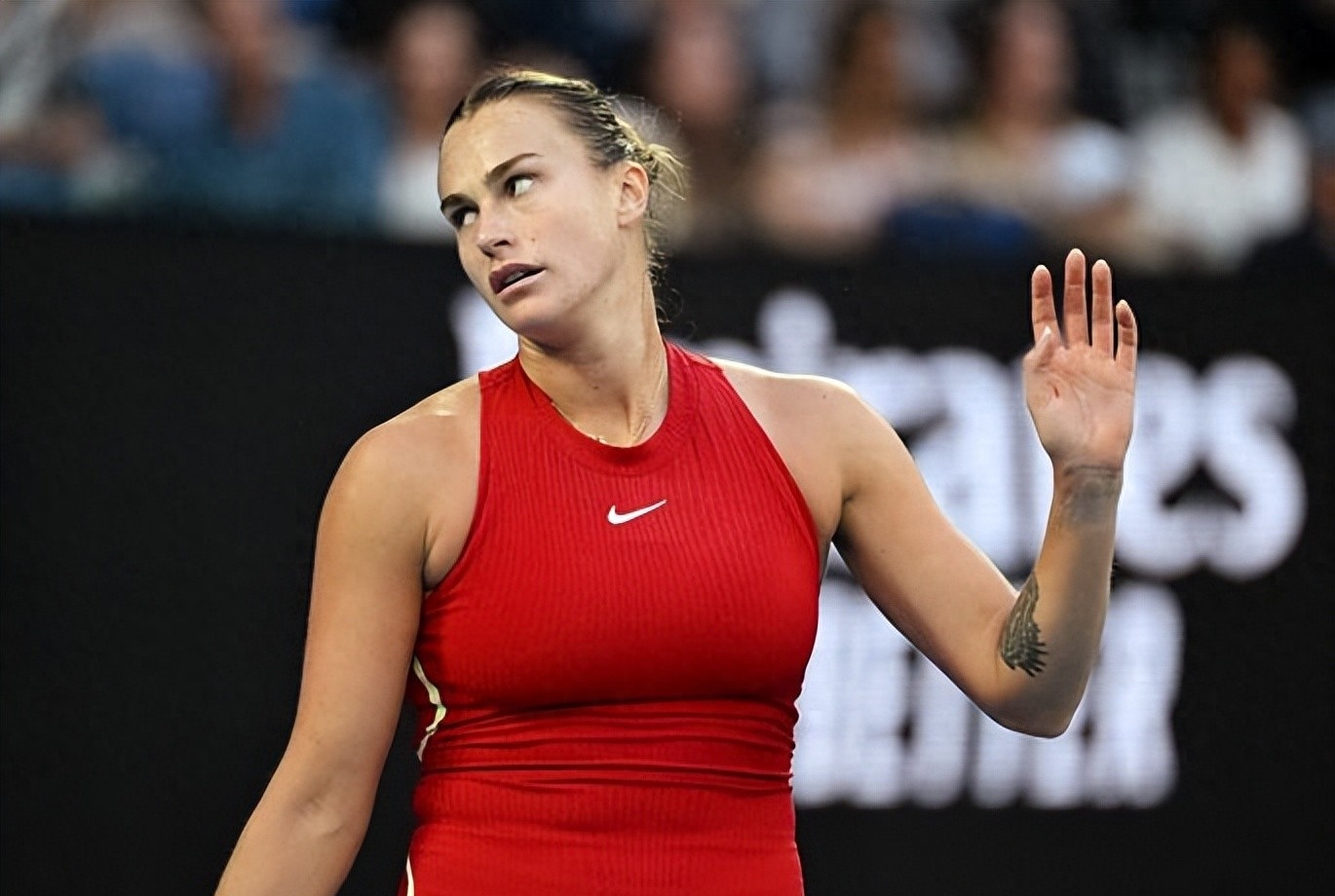 爱尔兰运动员喜获女子拳击金牌