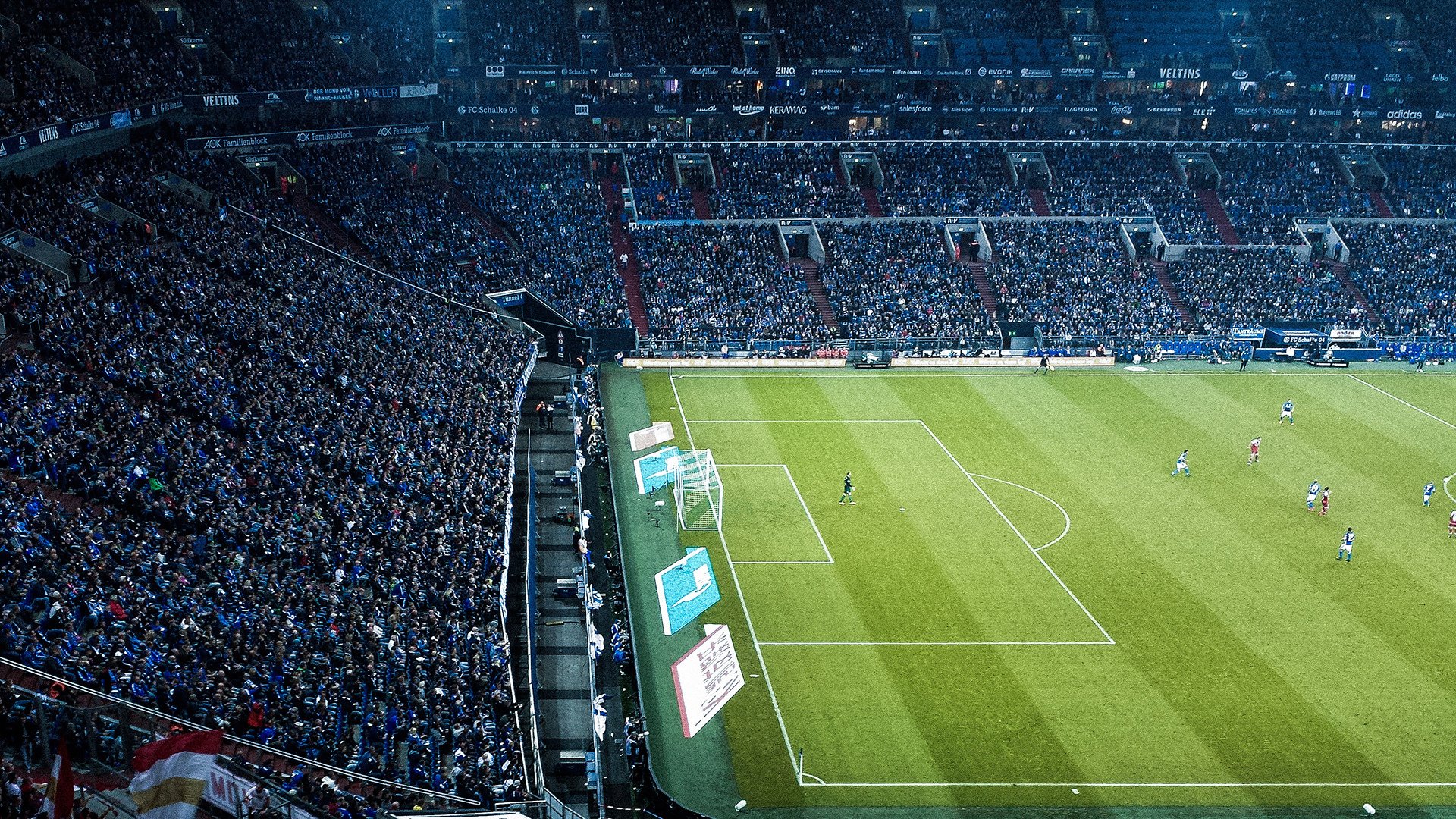 当姆巴佩主宰比赛走向，韩国节奏如何掌控雷恩？足球战术中的个体与整体博弈